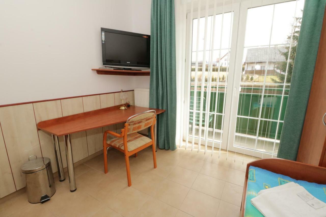 Penzion Hůrka Hotel Dolni Libchavy Bagian luar foto
