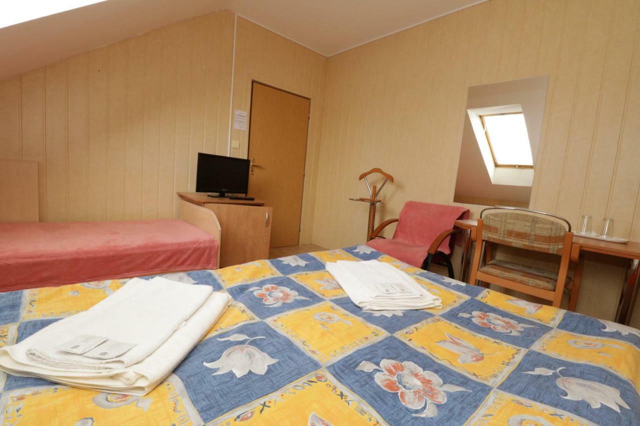 Penzion Hůrka Hotel Dolni Libchavy Bagian luar foto