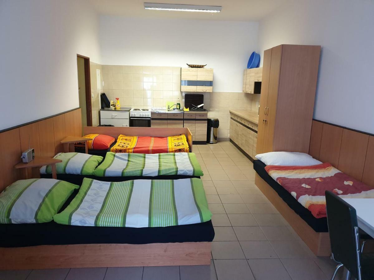Penzion Hůrka Hotel Dolni Libchavy Bagian luar foto